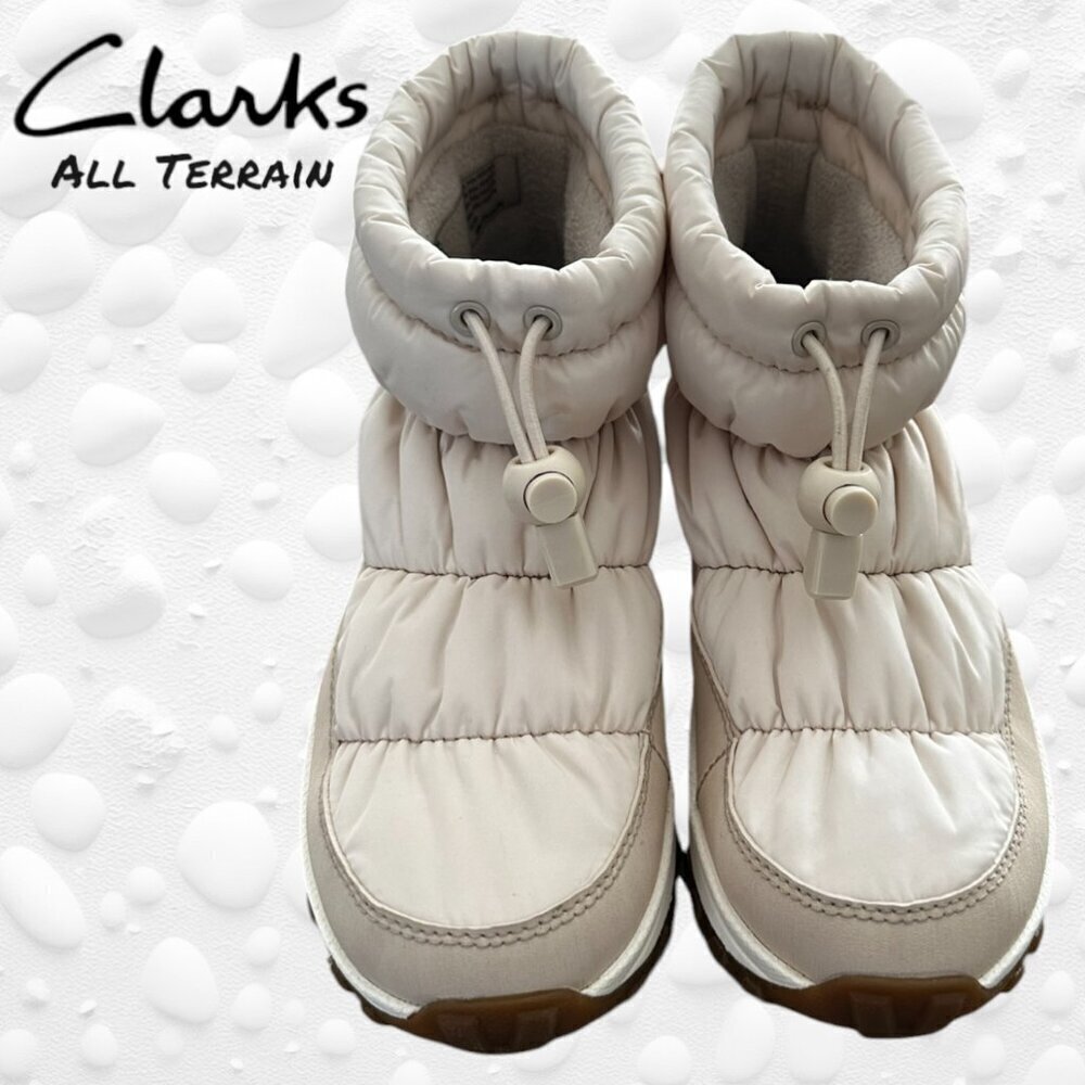 CLARKS ATL Trek Ice Waterproof Boots - Ivory Combo NWT Size 8